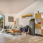 Villa Provenza 12&4, Emma