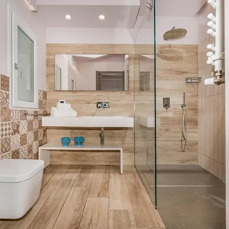 Provenza 12&4, Emma فيلة *