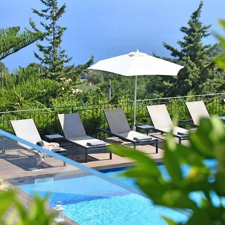 Provenza 12&4, Emma Villa *