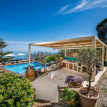 Villa Provenza 12&4, Emma *