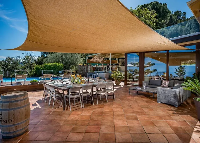 Villa Provenza 12&4, Emma