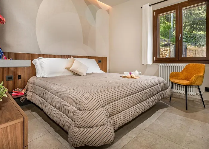 Villa Provenza 12&4, Emma