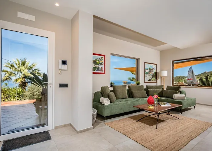 Provenza 12&4, Emma צ'פאלו