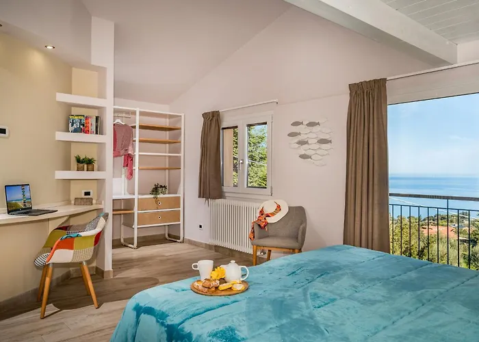 Provenza 12&4, Emma צ'פאלו